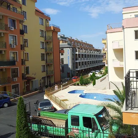 Kremena Guest house 2*